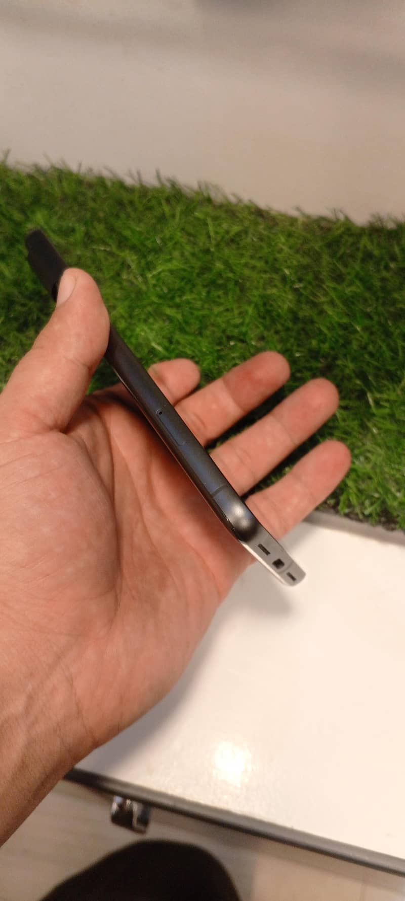 Google Pixel 8 1