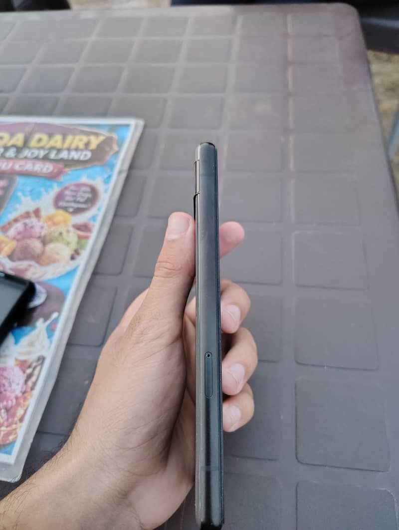Google Pixel 6a 3
