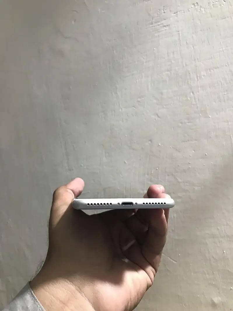 IPHONE 8PLUS (EXCHANGE WITH GOOGLE) 3