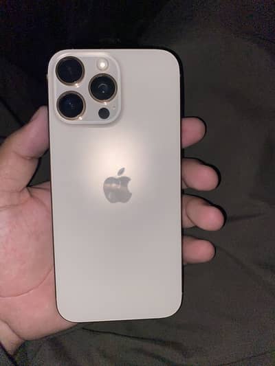 Apple iPhone 16 Pro Max