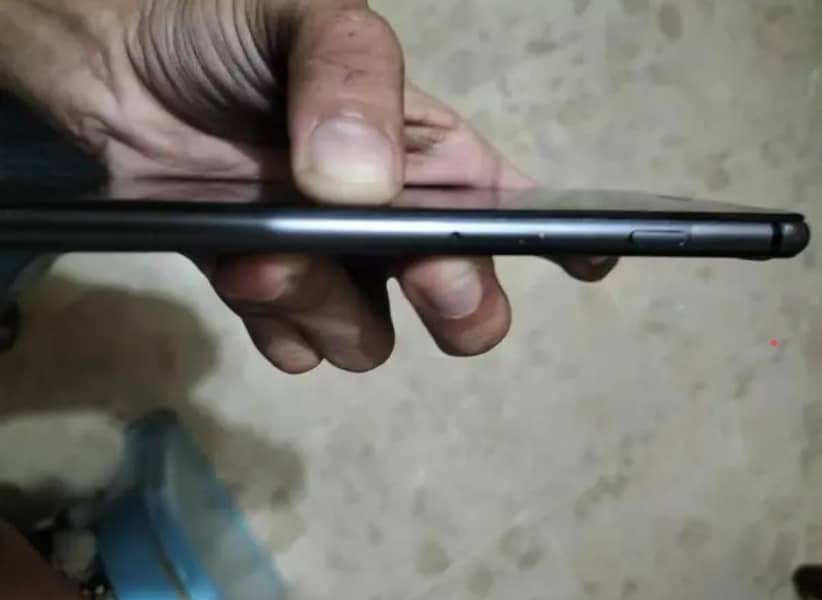 Apple iPhone 8 Plus 4