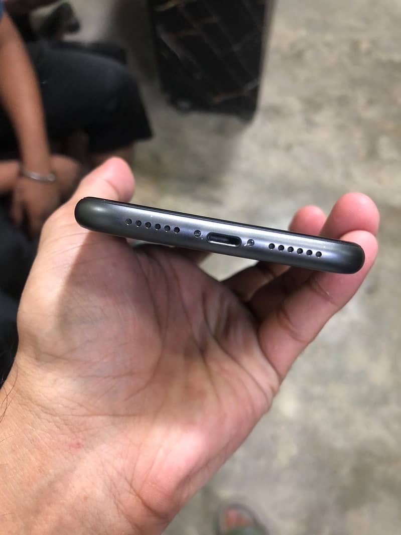 Apple iPhone 11 1