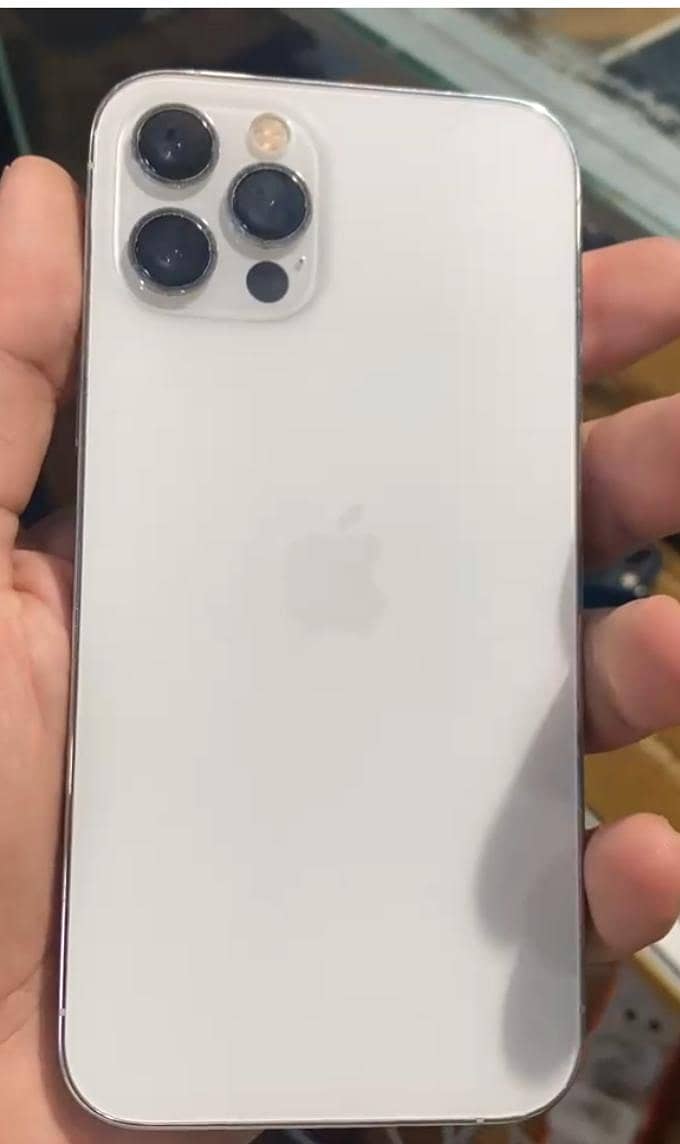 Apple iPhone 12 Pro 0