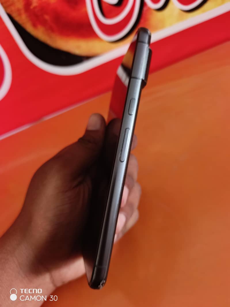 Google Pixel 8 Pro 3