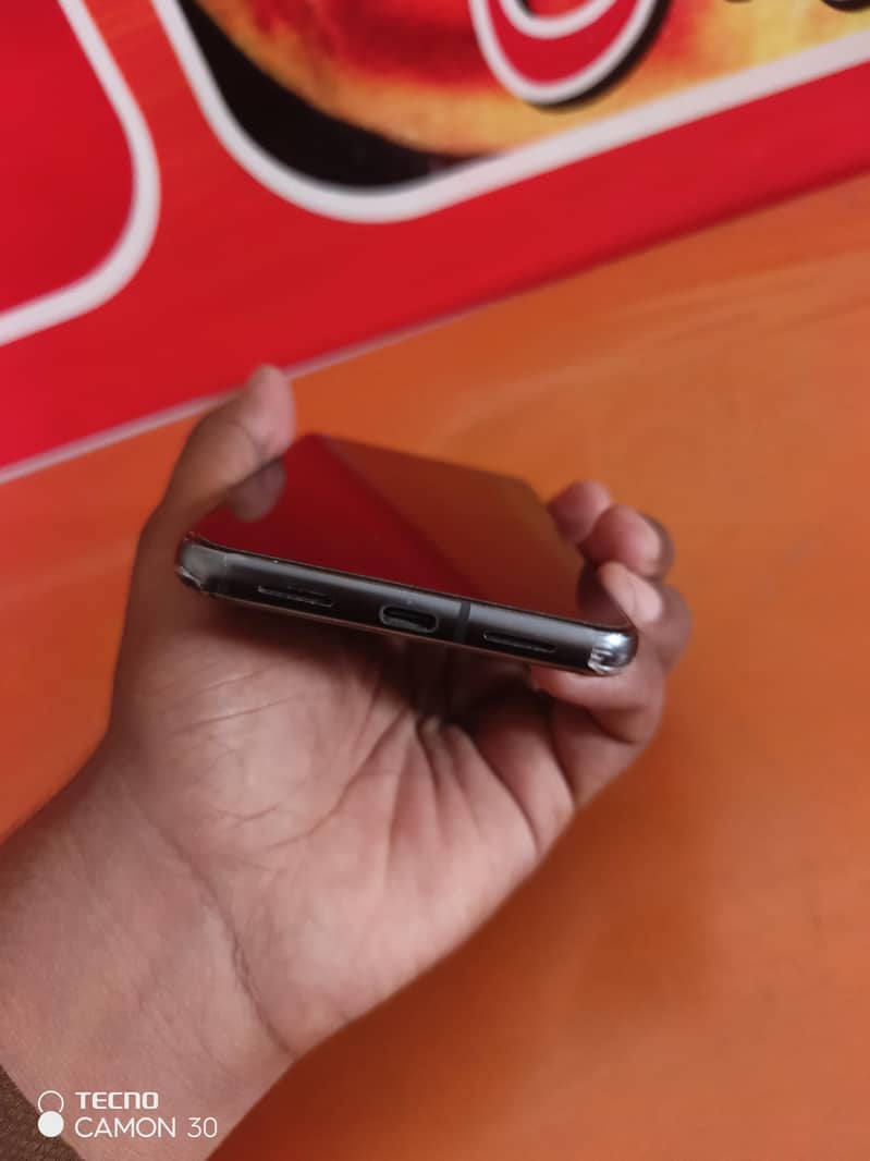 Google Pixel 8 Pro 4