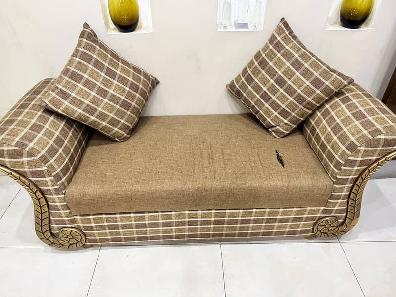 deewan sofa 1