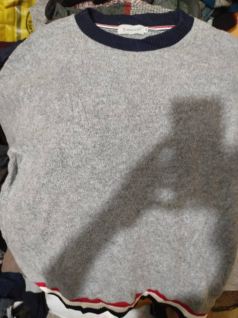 sweater 0