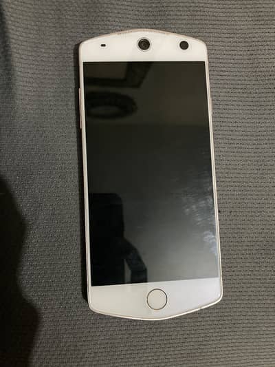 Meitu M8