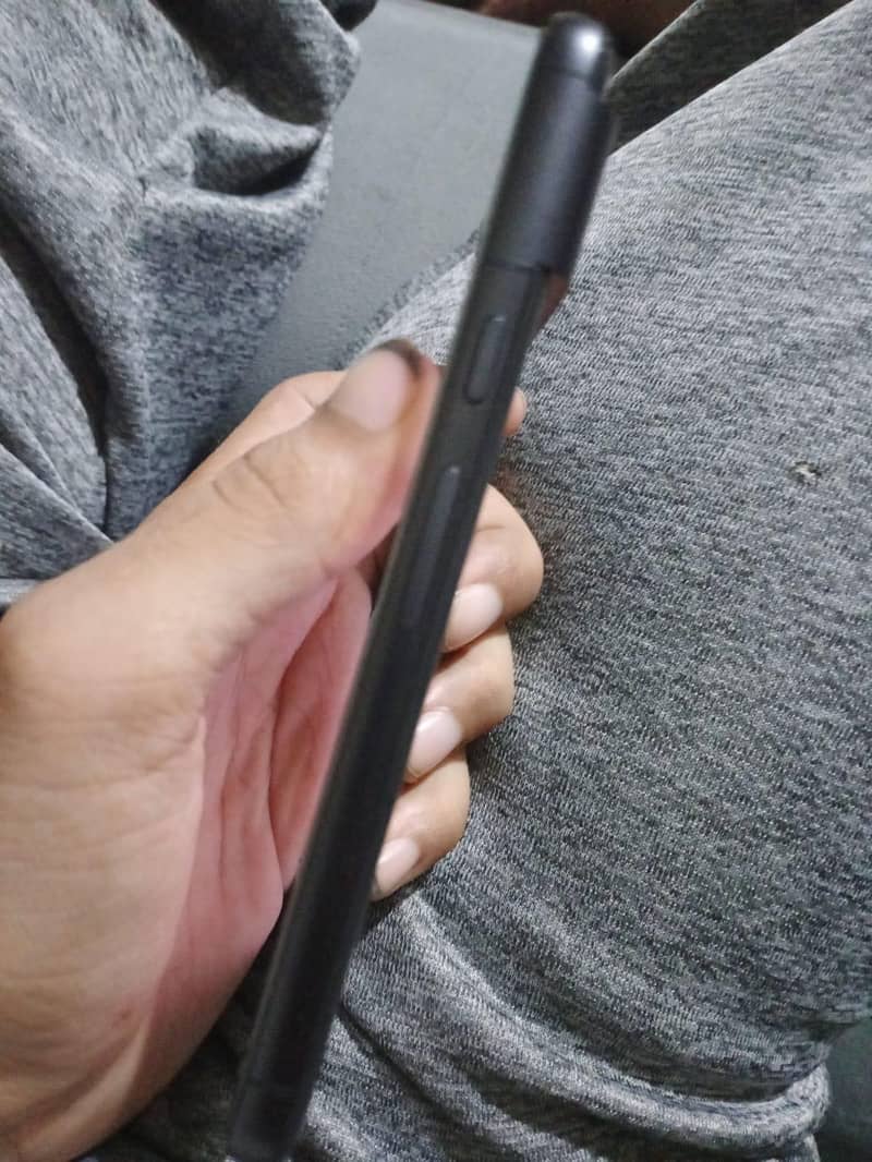 Google Pixel 8 3