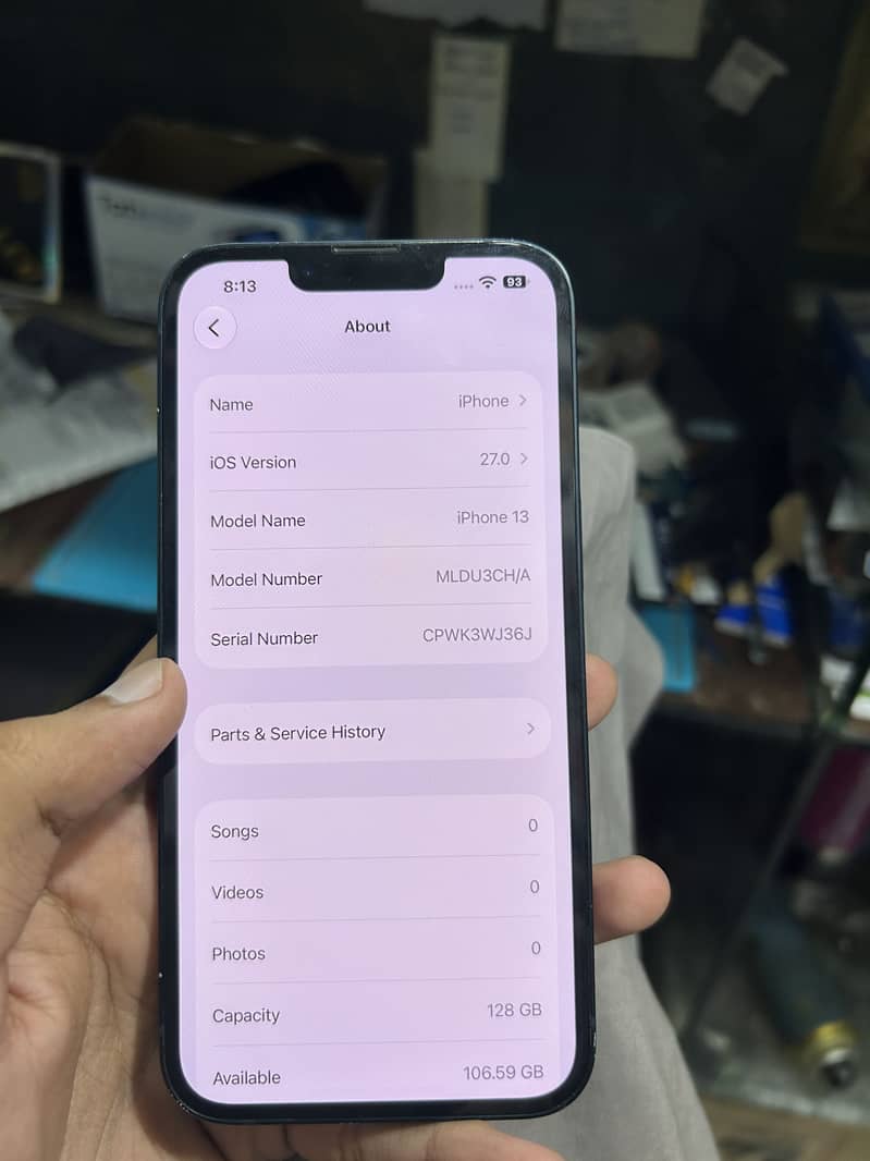 Apple iPhone 13 4