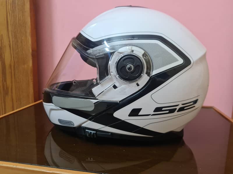 LS2 Helmet 1