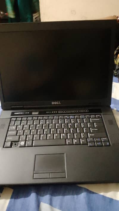 ek crom book hai our ek laptop hai