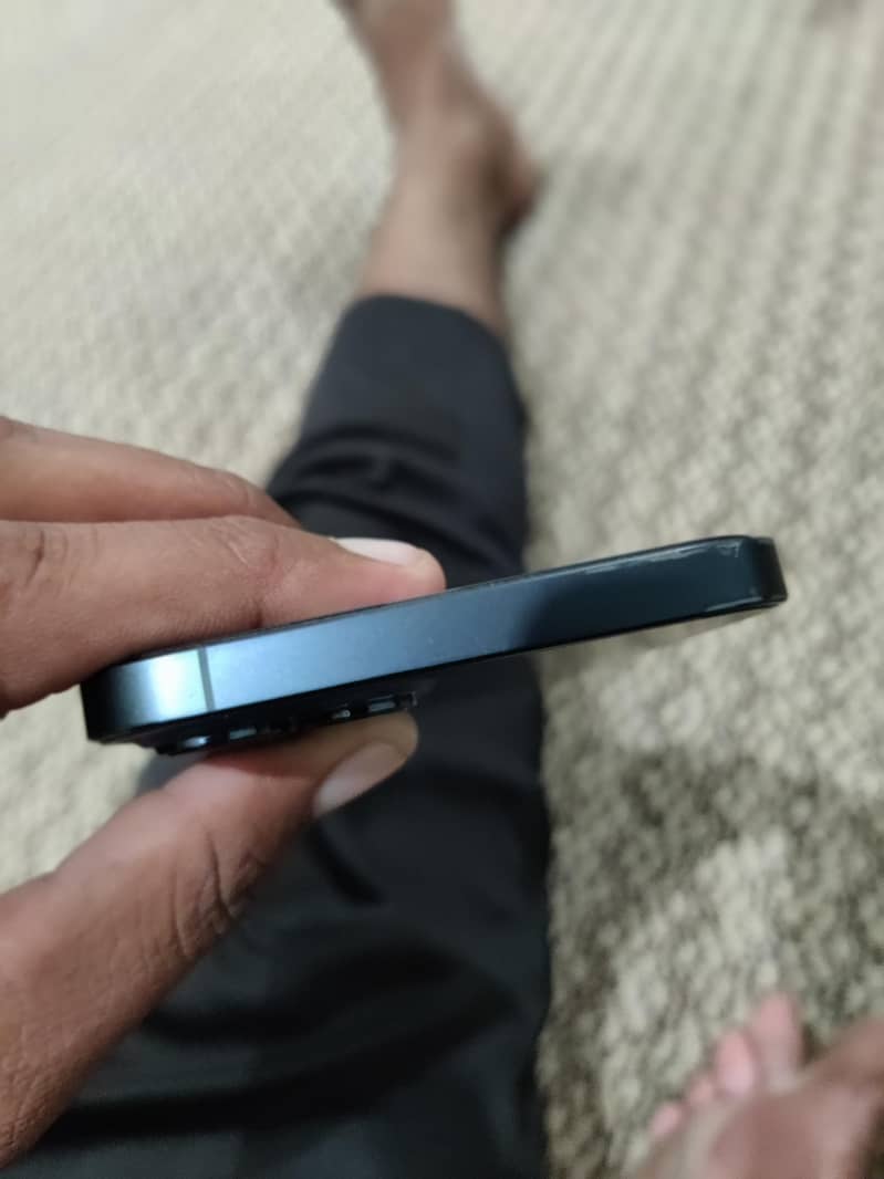 iphone 12 pro max 1