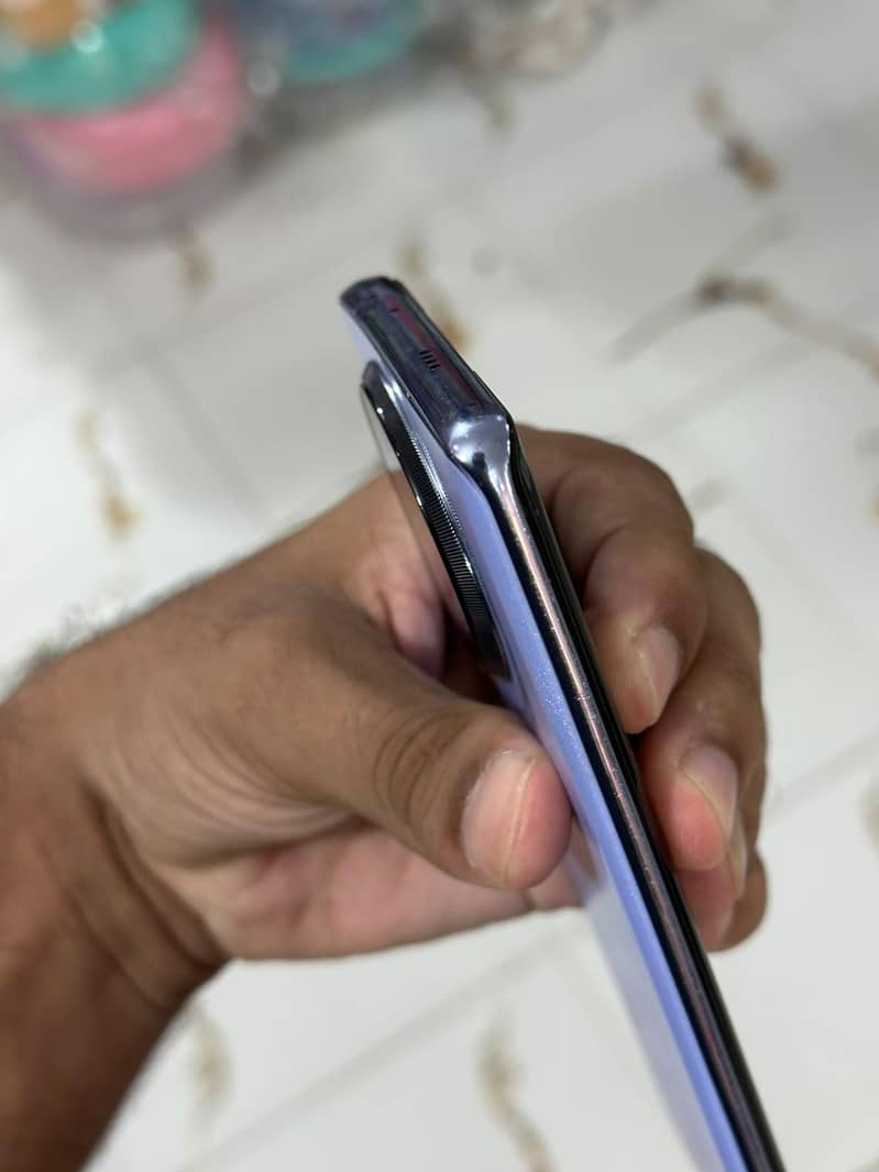 Tecno CAMON 30S 8/256 6