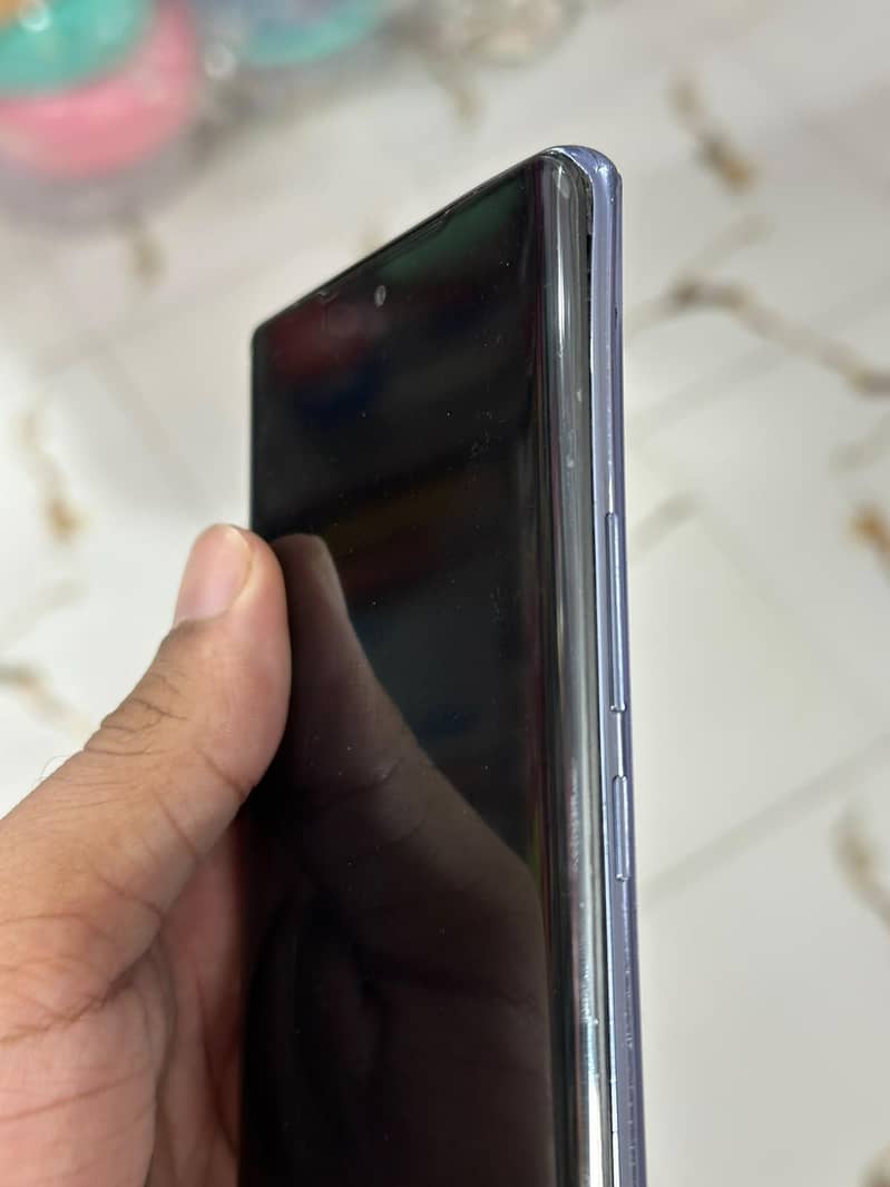 Tecno CAMON 30S 8/256 7