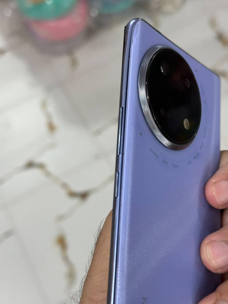 Tecno CAMON 30S 8/256 9
