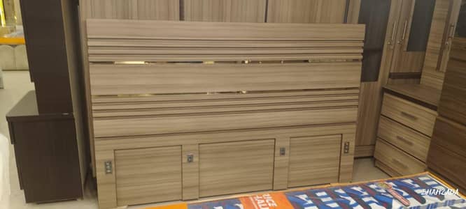New Bed Almari only one day used new ghr main shift hwy thy