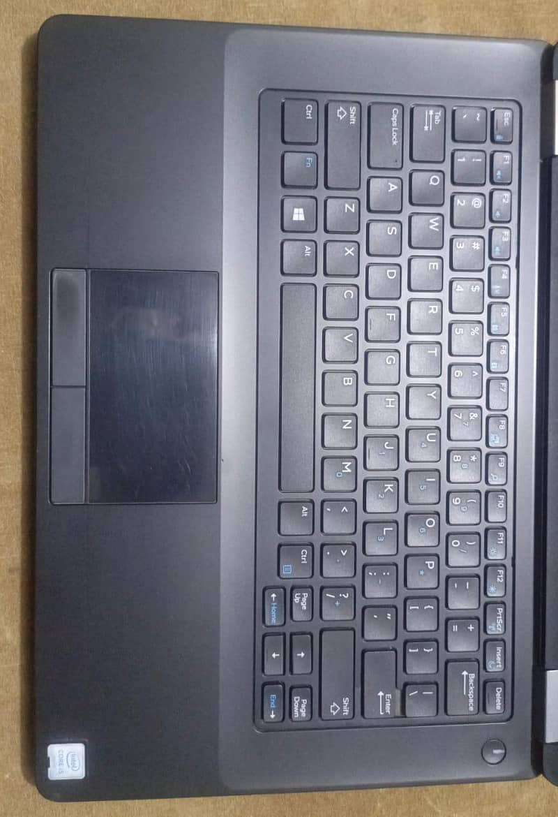 Dell Latitude E5470 0