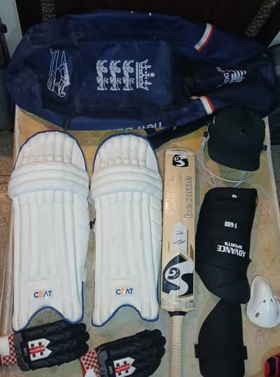 Hard ball Cricket kit for sale at very low price. Club level kit!
