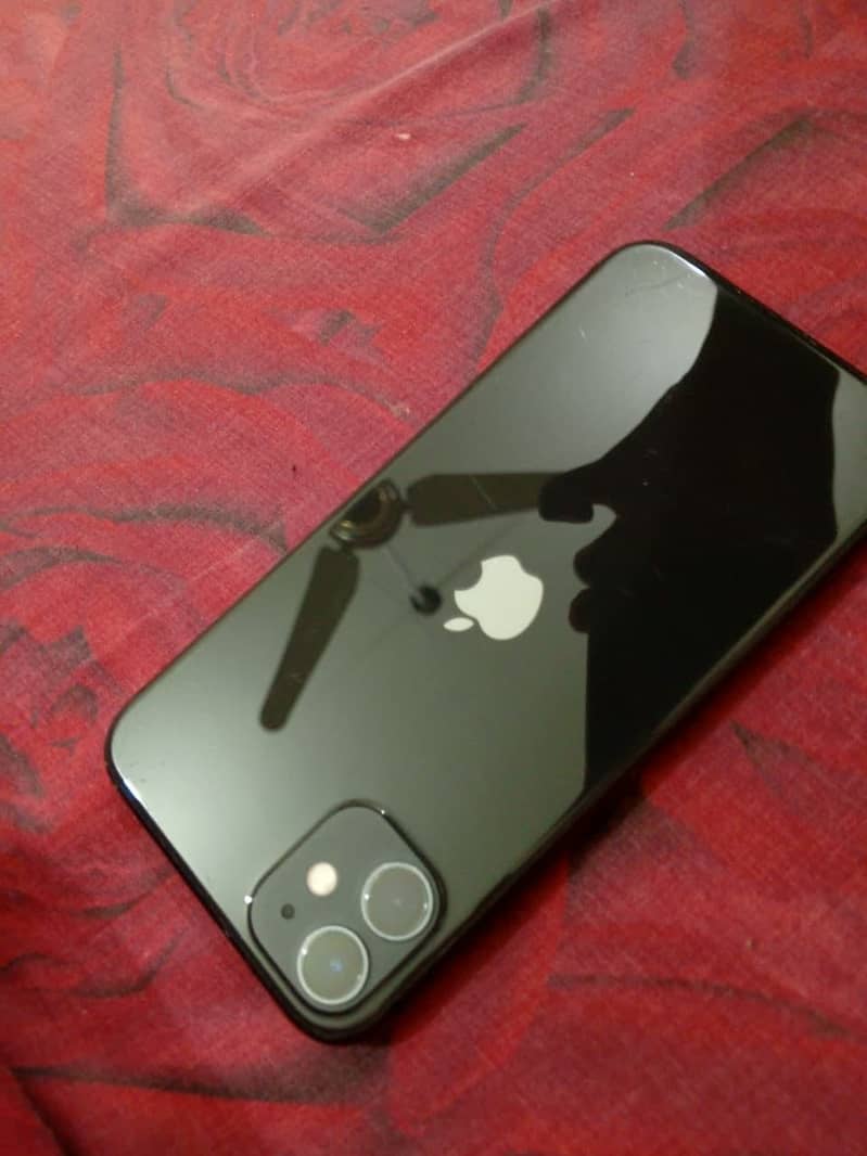 Apple iPhone 11 7