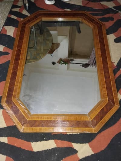 wall mirror with Woden frame very strong wodden.