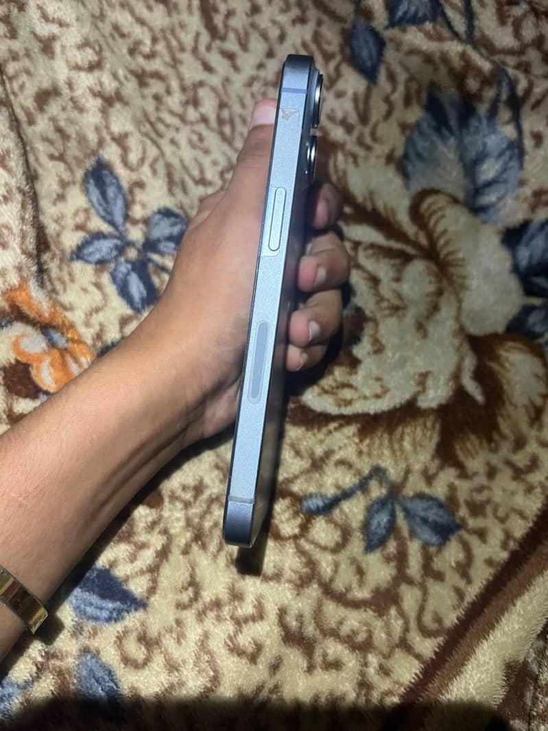 Apple iPhone 14 6