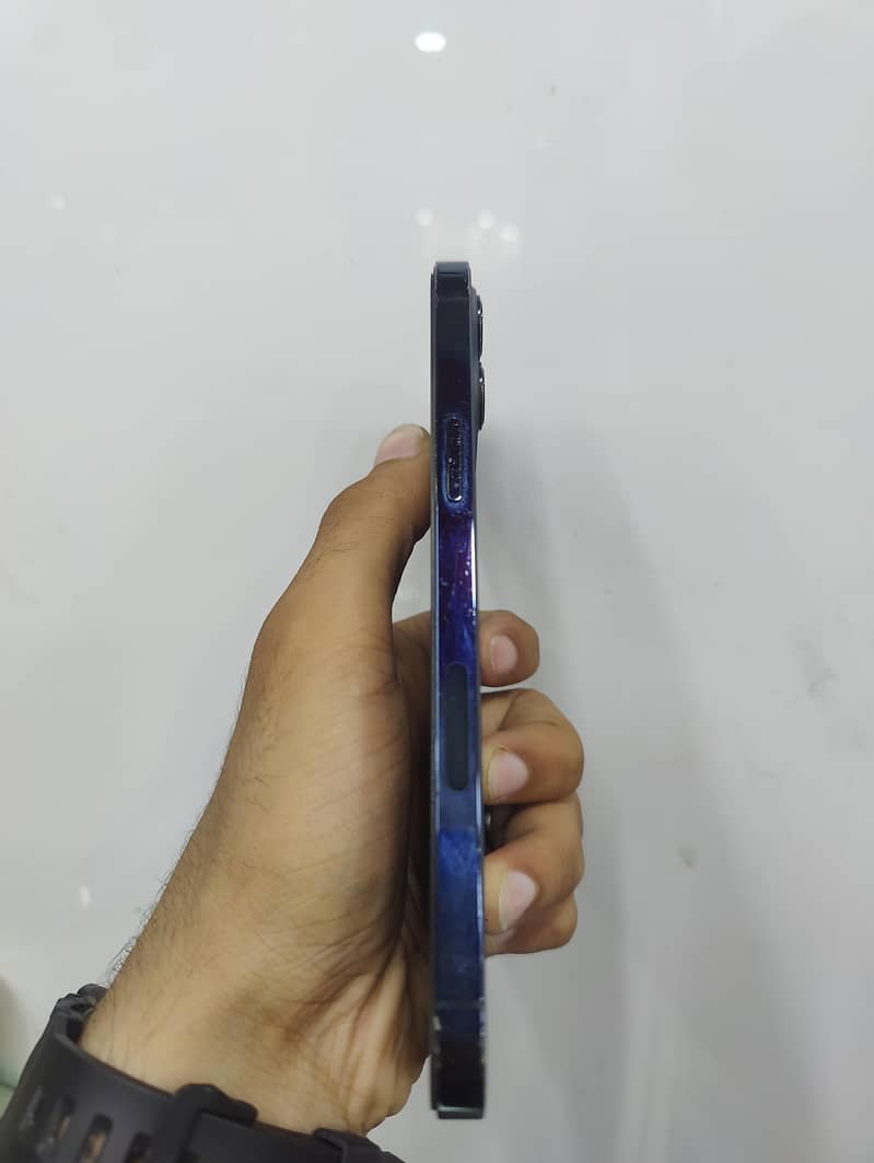 IPhone 12 Pro Max 6