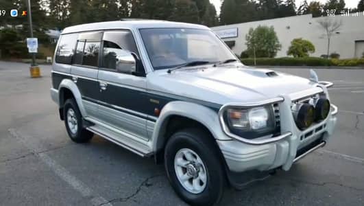 Mitsubishi Pajero 1995