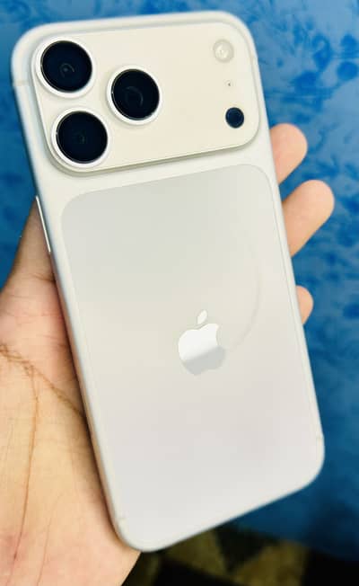 Apple iPhone 17 Pro Max JV