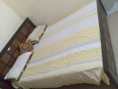 double wooden bed