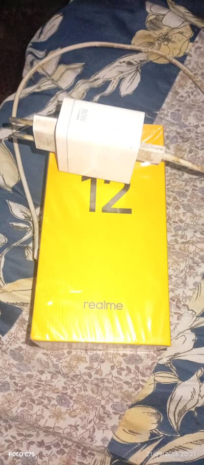 Realme 12 box original charjar sath he