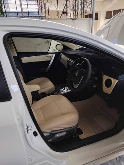 Toyota Corolla Altis 2025