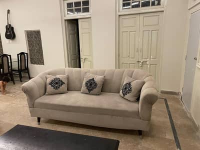 Sofas for sell in reasonable price