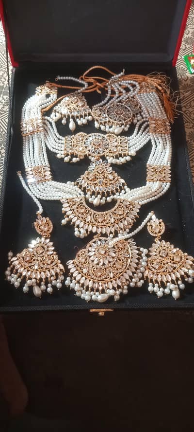 new jewelery sets