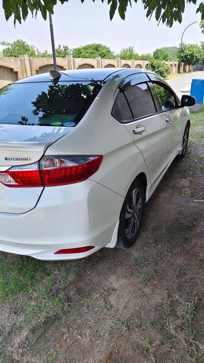 Honda Grace Hybrid 2019
