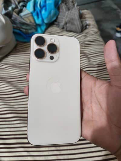 Apple iPhone 16 Pro Max JV