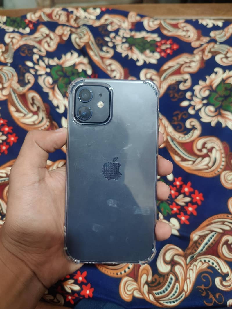 Apple iPhone 12 0
