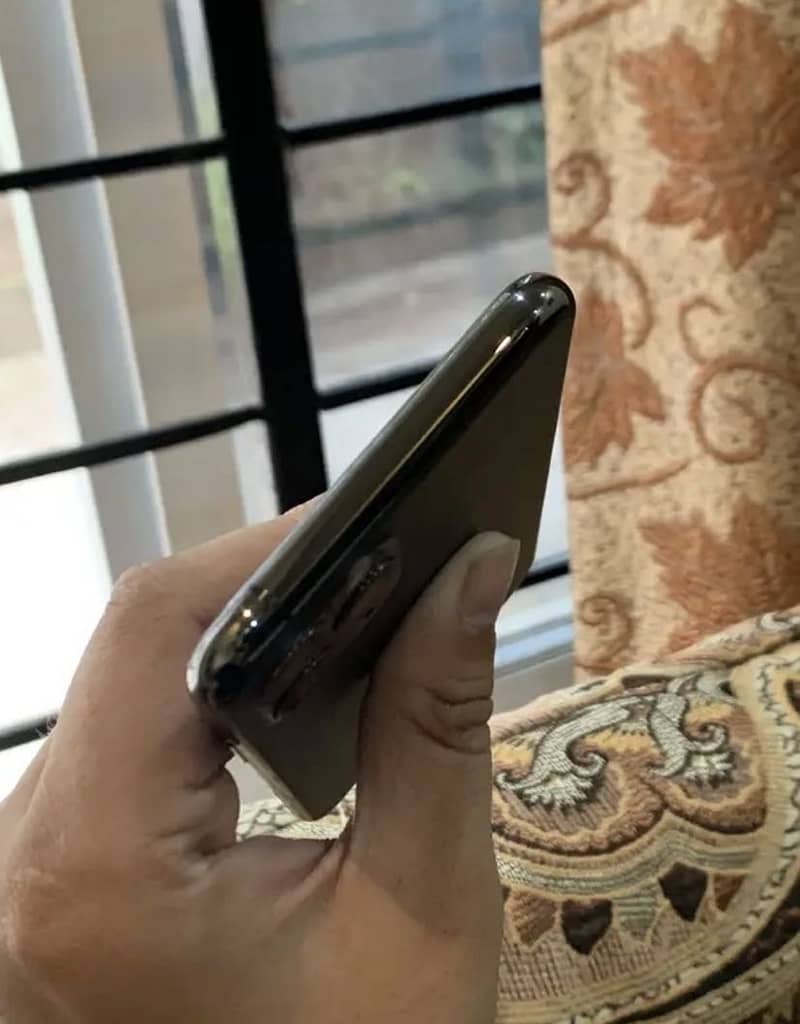Apple iPhone 11 3