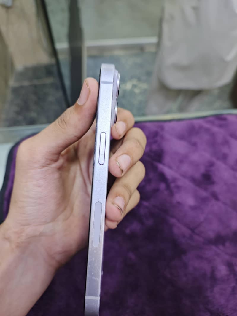Apple iPhone 14 1
