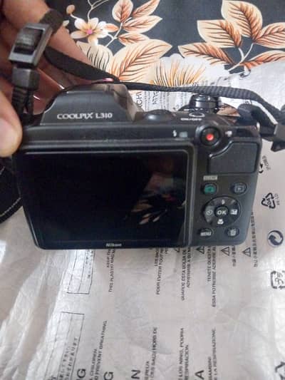 Nikon Colpix L310