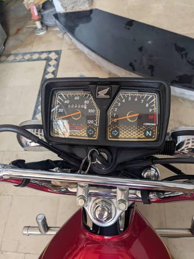 Honda CG 125 Gold Edition 2026 Model available in excellent condition.