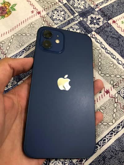 Apple iPhone 12