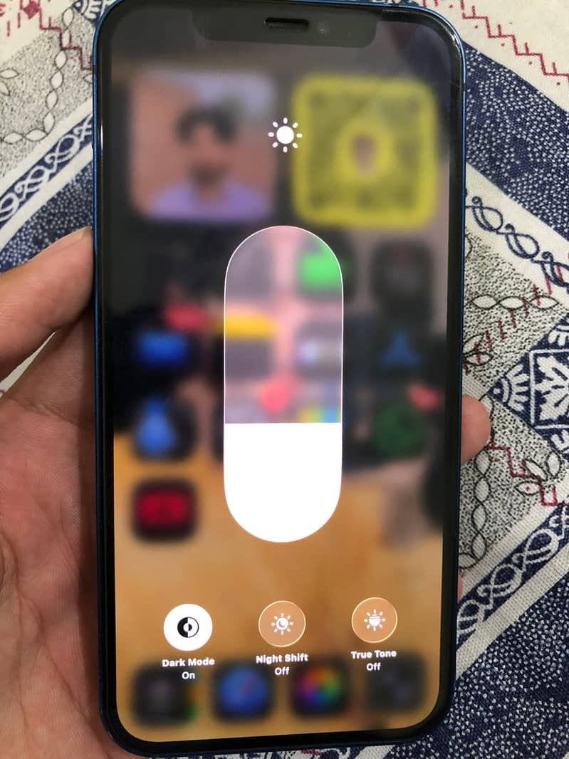 Apple iPhone 12 1
