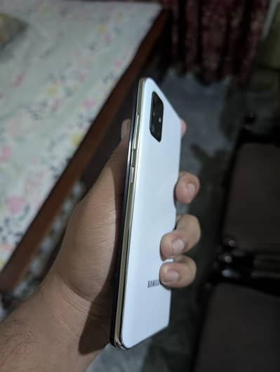Samsung Mobile A51