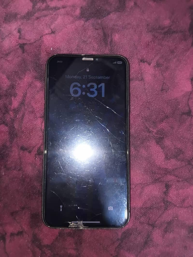 Apple iPhone X mini 5