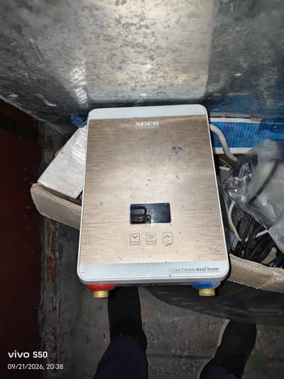 instant electric gyser