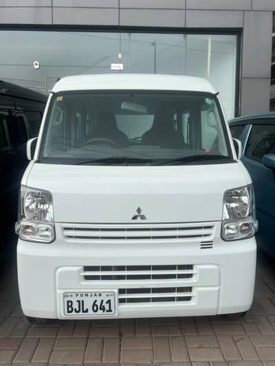 Mitsubishi Minica 2021
