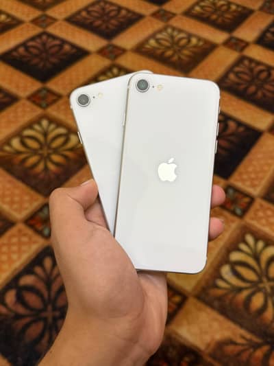 Apple iPhone SE