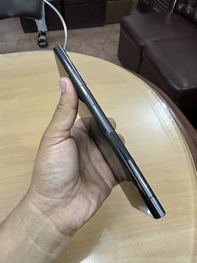 Samsung Mobile S22 Ultra