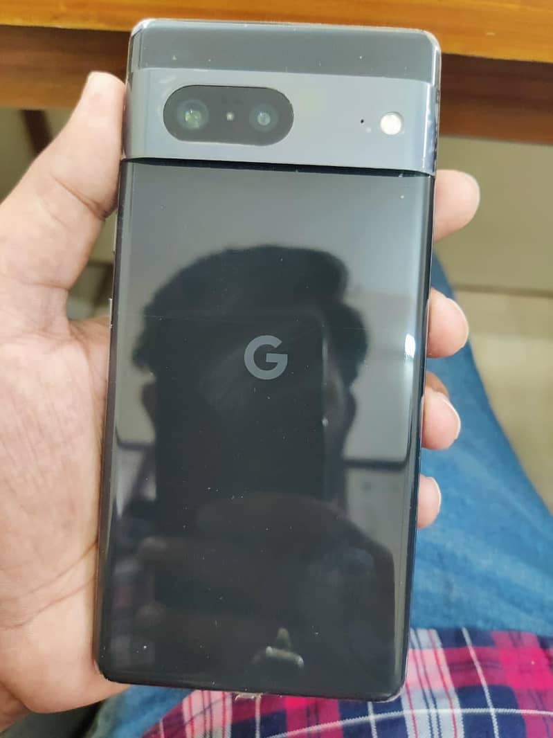 Google Pixel 7 4